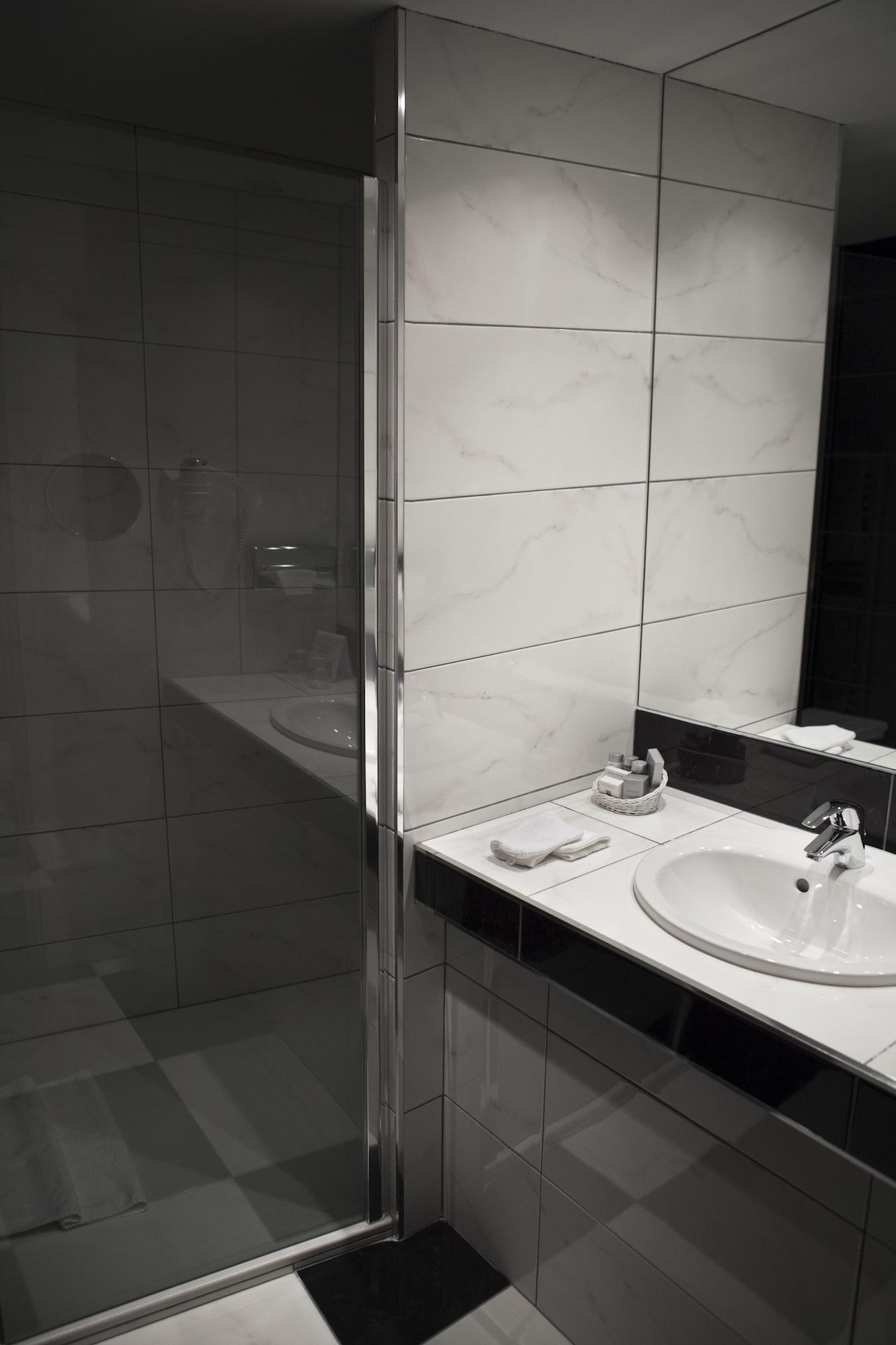 Du Grand Saint Antoine Hotel 3*